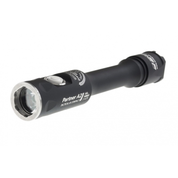 Svítilna Armytek Partner A2 Pro v3 XP-L / Teplá bílá / 791lm (50min) / 139m / 8 režimů / IP68 / 2xAA / 58gr